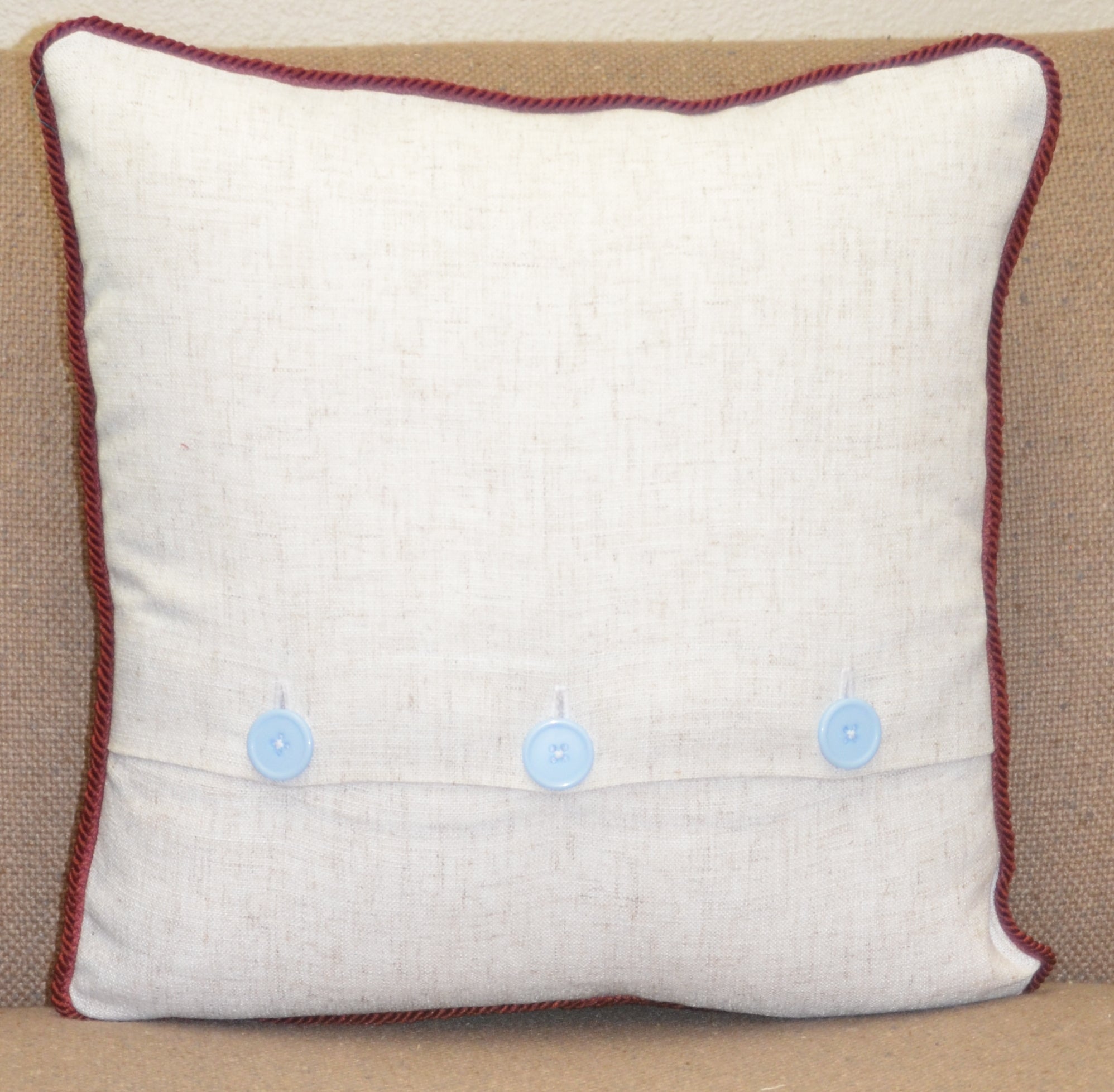 Linen Pillow (Off white)